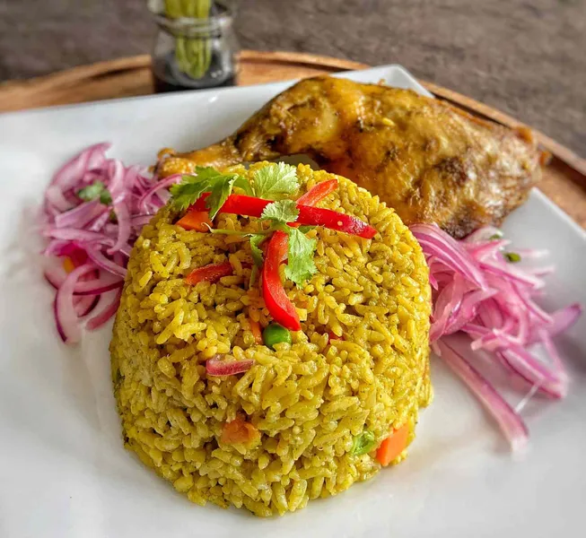 Arroz con Pollo Sabor Latino