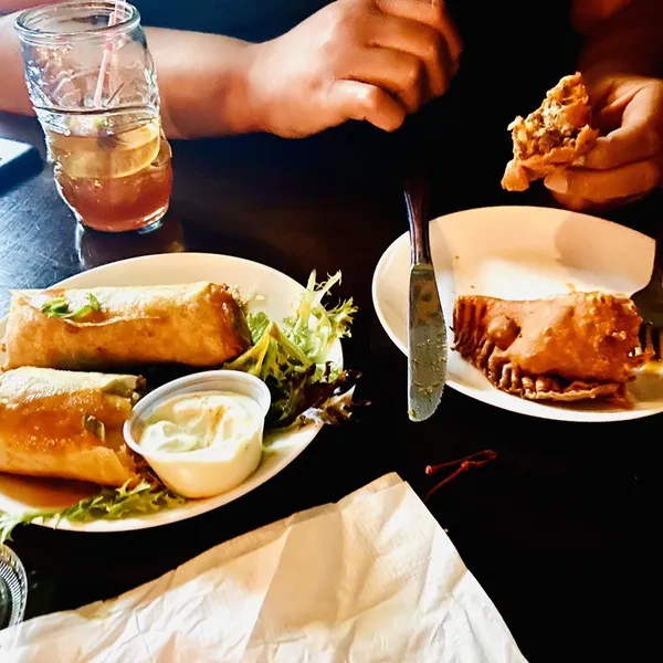 Hummus Plate Hertel Bakery & cafe