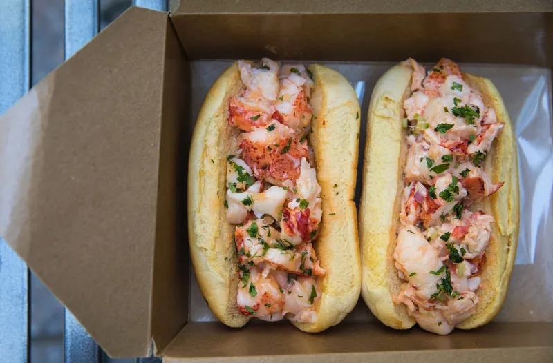 Lobster Roll Worthwild