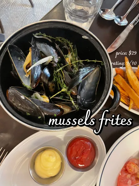 Moules Frites Velvet Belly