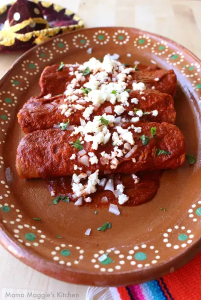 Enchiladas Rojas Ama Cocina