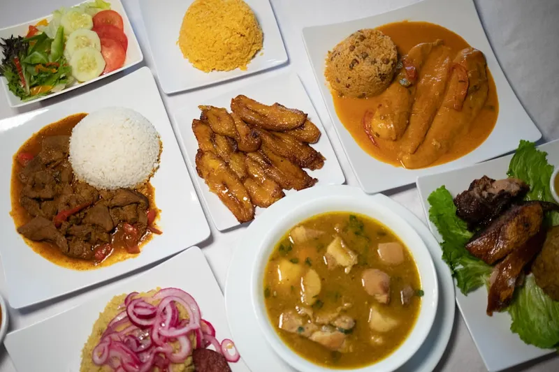 Pollo Guisado Lo Nuestro Dominican Restaurant