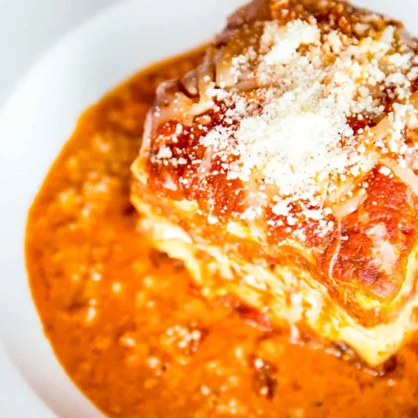 Lasagna Bolognese MezzaNotte Ristorante