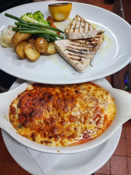 Lasagna Mi Casa Restaurant