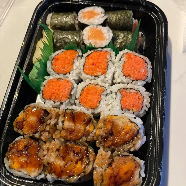 Spicy Tuna Roll Khangri Japanese sushi