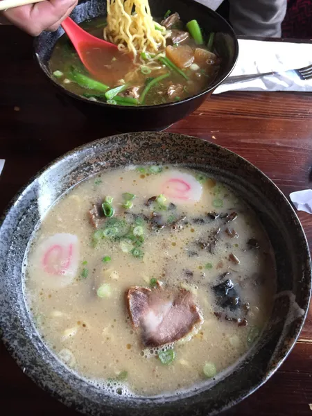 Tonkotsu Shoyu Ramen Tanpopo Ramen and Sake