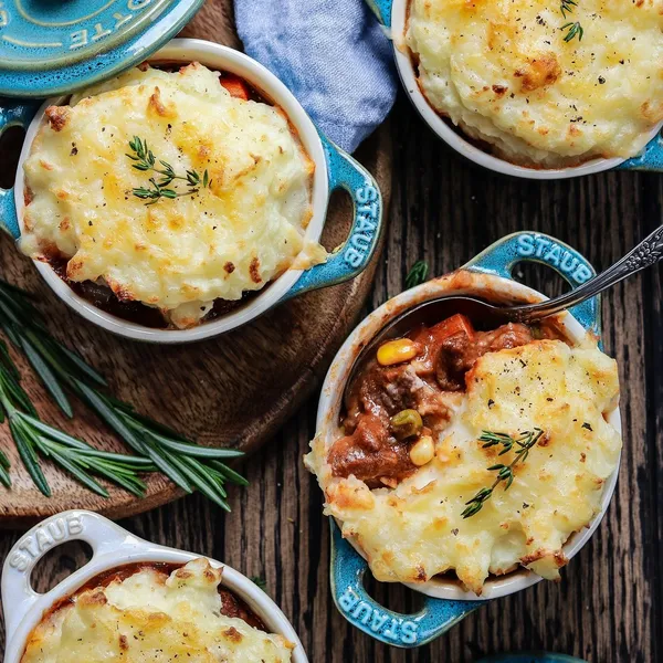 Shepherd's Pie STONEY'S IRISH GRILL