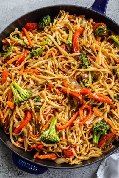 Vegetable Lo Mein Yummy Kitchen