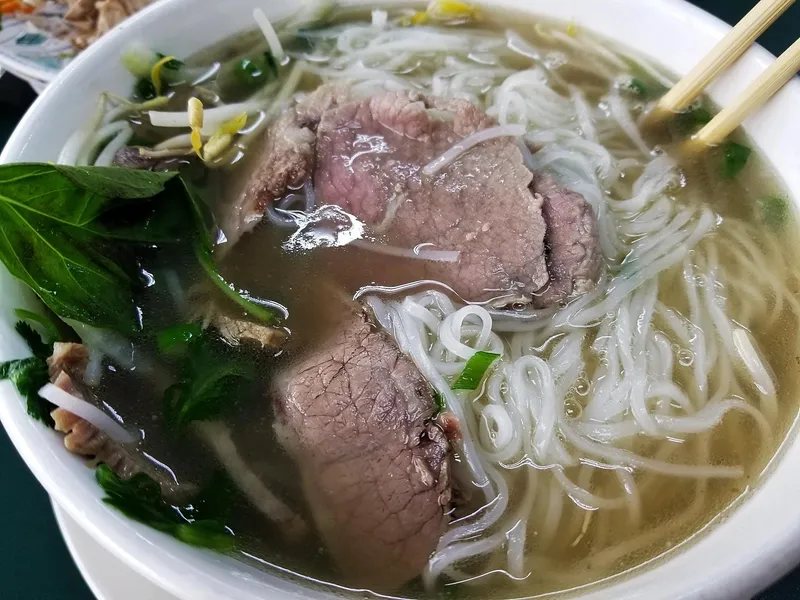 Pho Tai Pho Shop