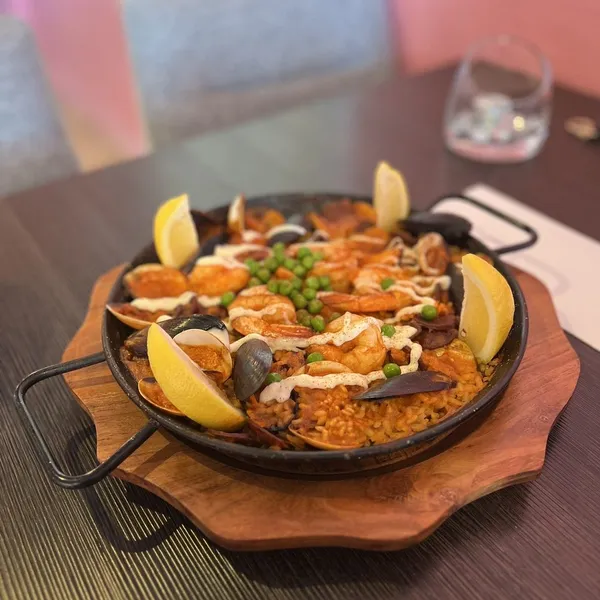 Paella Valenciana Seven Hills Mediterranean Grill