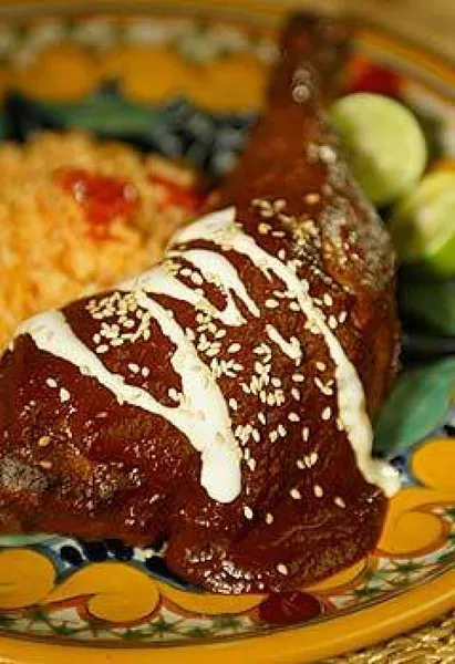 Mole Poblano Noche Mexicana