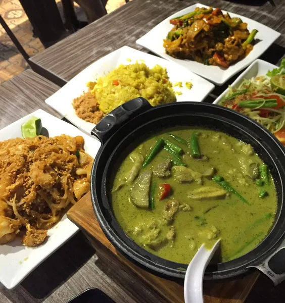 Green Curry Aroy Dee Thai Kitchen