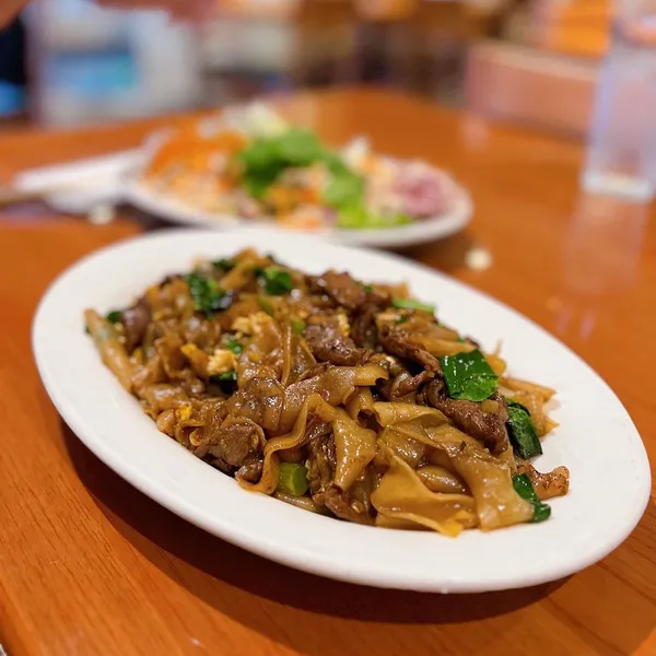 Drunken Noodles Forest Thai