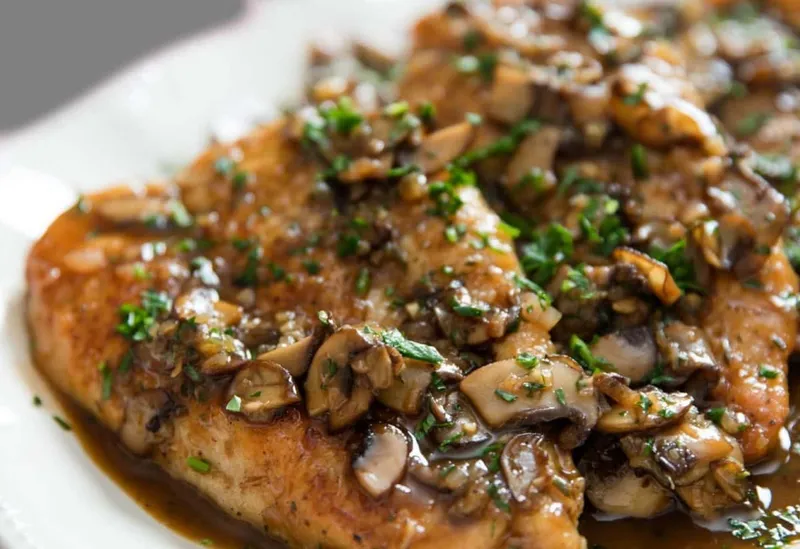 Chicken Marsala Salerno Pizza