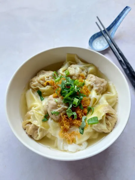 Wonton Soup Hong Kong Kitchen