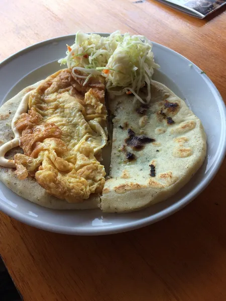 Pupusas El Salvadorin