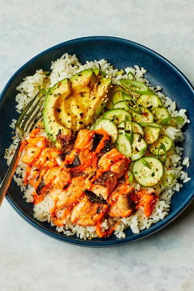 Spicy Salmon Bowl Poke Bowl