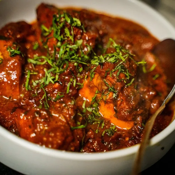 Lamb Vindaloo Clay Handi Restaurant