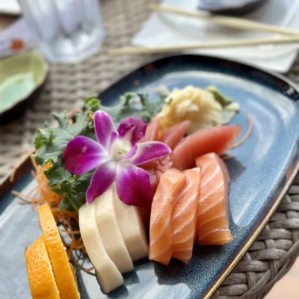 Sashimi Selection Mido