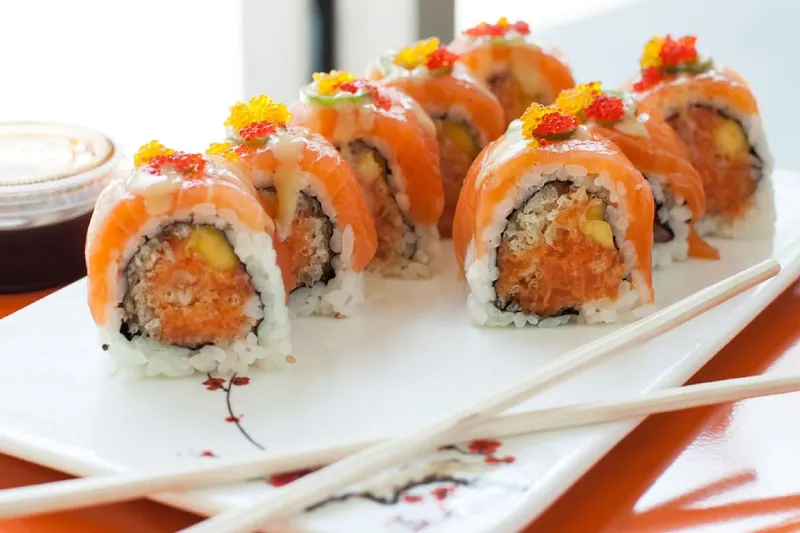 Spicy Delight Roll Sushi Sushi