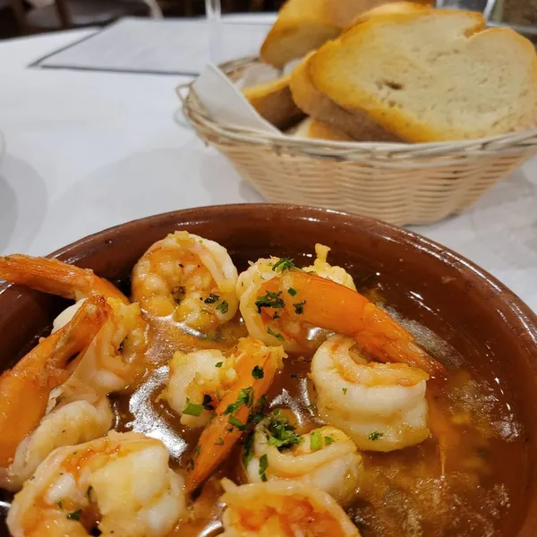 Gambas Al Ajillo Sangarita's Tapas Wine