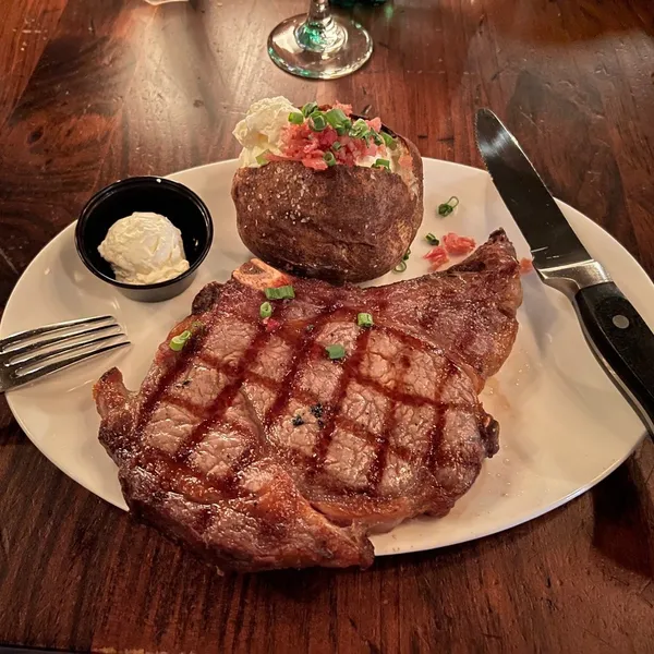 Grilled Steak Buffalo's Golden Corner