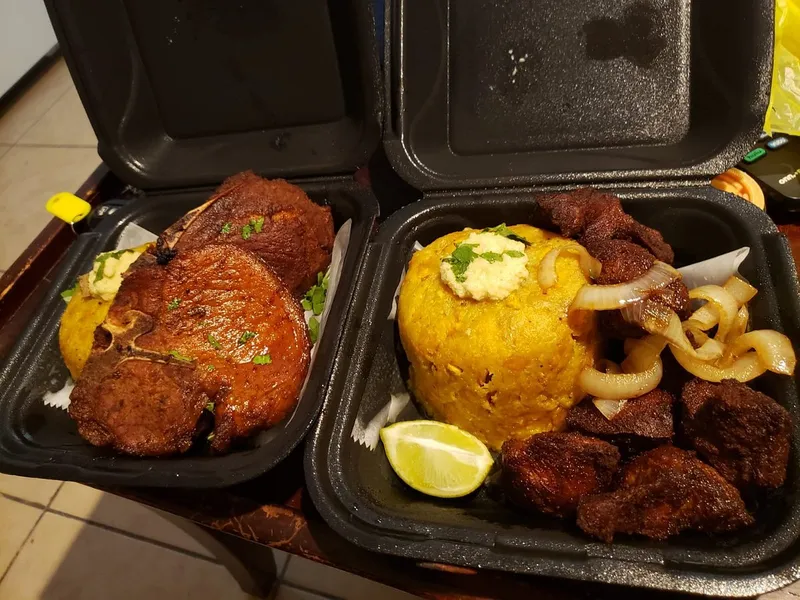 Tostones Me Gusta Restaurant and Food Truck