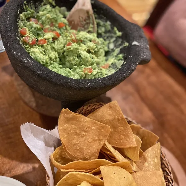 Made-to-Order Fresh Guacamole El Mariachi Tapas