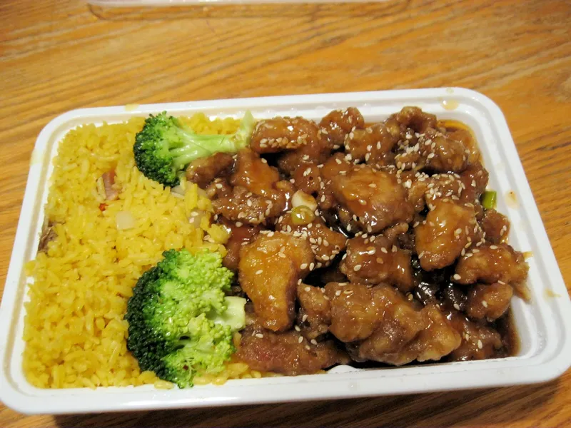 Sesame Chicken Hunan Wok