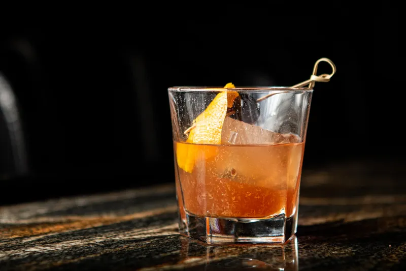 Signature Old Fashioned Whisk & Whiskey