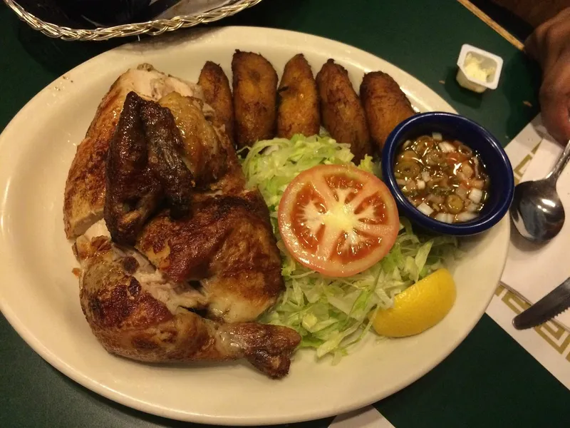 Pollo a la Brasa Flor de Mayo