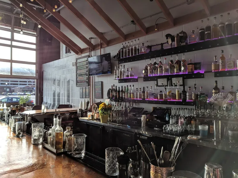 Vibe Lockhouse Distillery and Bar 1