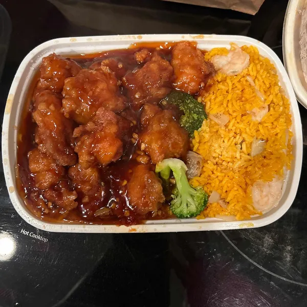 General Tso's Chicken Golden House