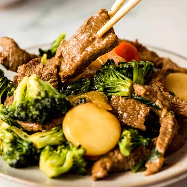 Beef with Broccoli Fu Fan