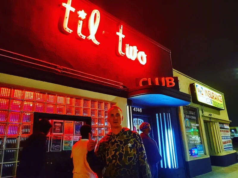 Til-Two Club - Reviews & Menu - San Diego