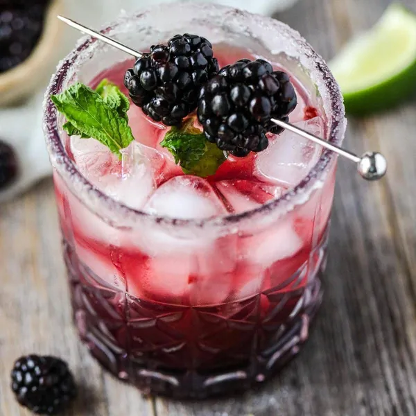 Blackberry Smash Owl Tree