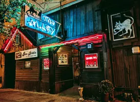 The Alley | Piano Bar & Restaurant