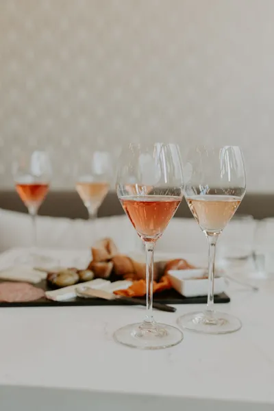 Rosé All Day Flight Fizz Champagne & Bubbles Bar