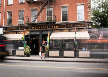 Putnam's Pub & Cooker