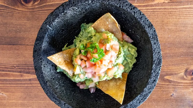 Nachos con Pollo Estrellita Poblana II