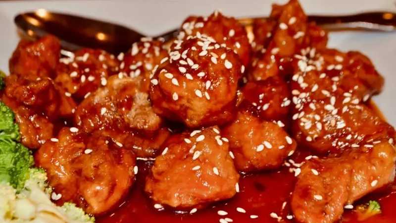 General Tso's Chicken Smile Restaurant