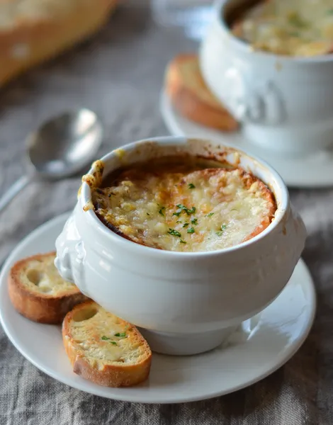 Traditional Onion Soup Lena L.E.S