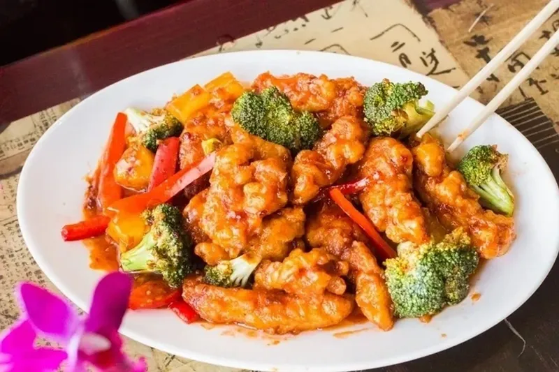 Sweet and Sour Chicken Danny's Szechuan Garden＆ Hibachi