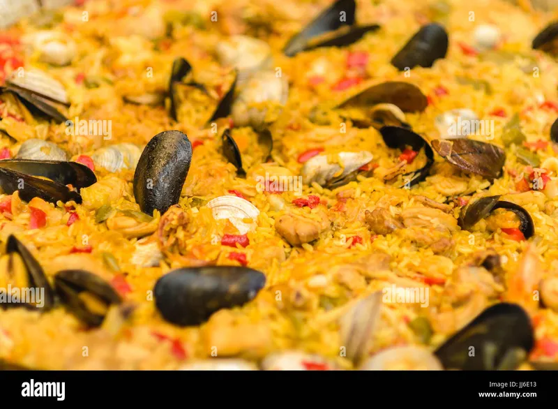 Paella Valenciana Saffron