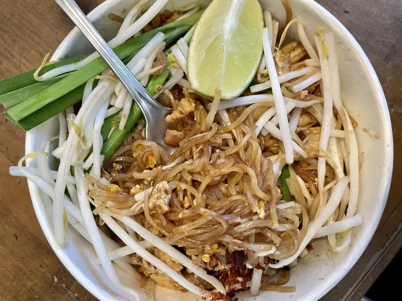 Pad Thai Thai Sidewalk