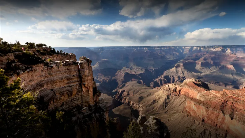 Arizona-Grown Beef Tenderloin and Pork Loin Chili Grand Canyon Restaurant